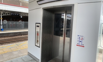Romford P4 lift.jpg